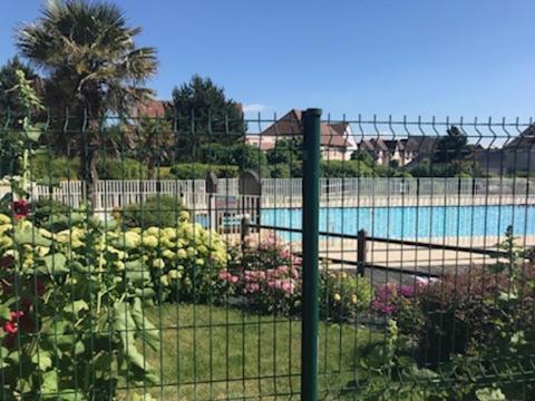 La Dunette Port Guillaume - Cabourg -piscine et mer à pied Dives-sur-Mer Esterno foto